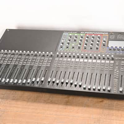 Soundcraft Si Performer 3 Digital Audio Mixer with DMX Control CG01W2A image 1