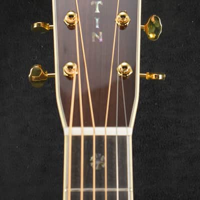 Martin D-42 Natural image 3