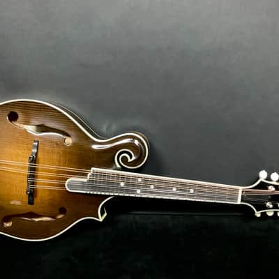 Bourgeois M5-F-SB F Style Mandolin - Sunburst image 2