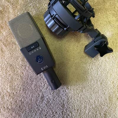 AKG C414 XLS Large Diaphragm Multipattern Condenser Microphone