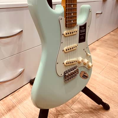 Fender Vintera '60s Stratocaster SF image 5