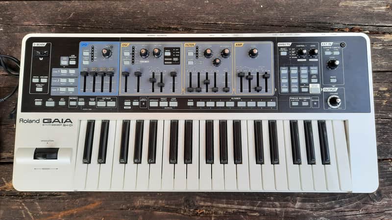 Roland SH-01 GAIA 37-Key Digital Synthesizer image 1