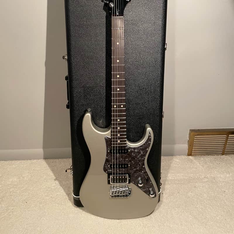 MINTY!!! - Suhr Pete Thorn Signature Standard HSS 2022 - Inca Silver
