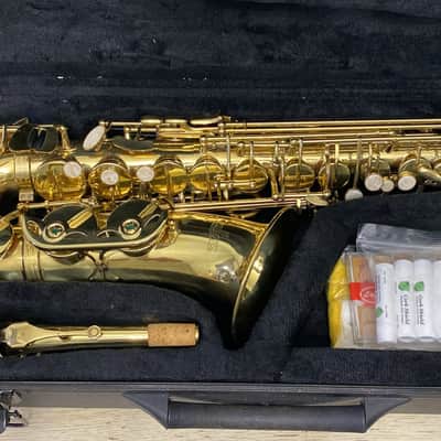 Allora Alto Saxophone w/ Hard Case, Mouthpiece & Reeds – Excellent Condition image 1