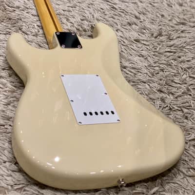 Tokai Stratocaster AST-100 VWH/R Goldstar Sound Premium Series Japan in Vintage White image 3