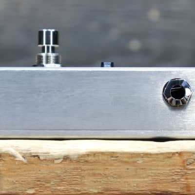 MXR M109S Six Band EQ Noise-Reduction Circuitry Six Band Equalizer Effect Pedal image 5