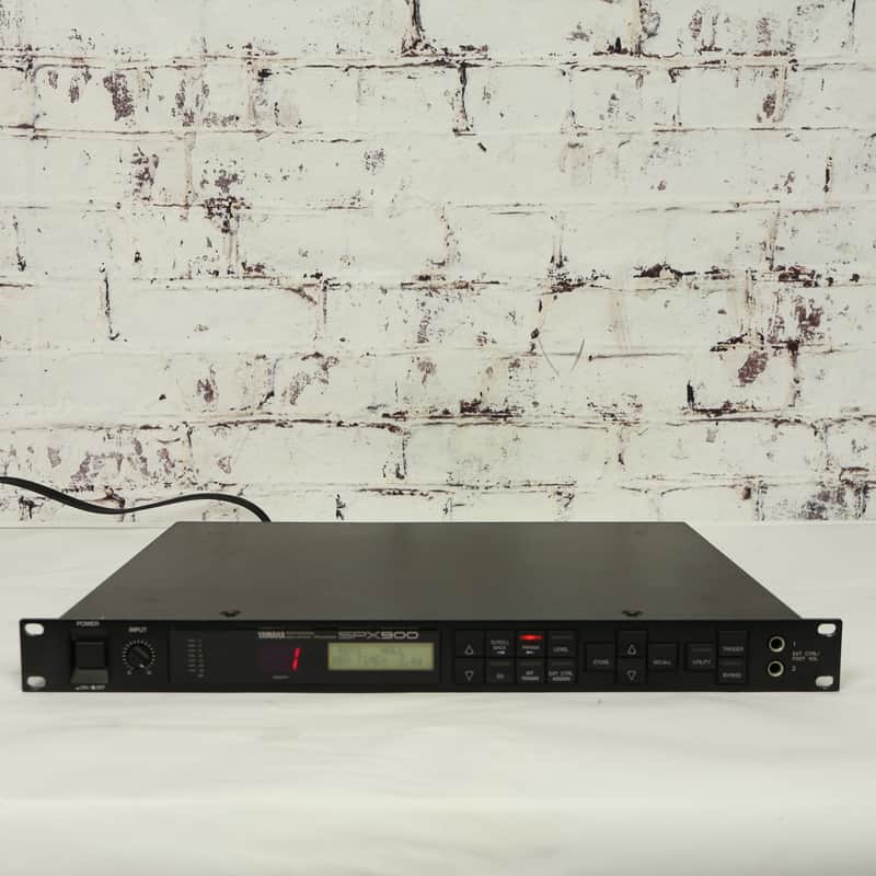 Yamaha SPX900 Professional Multi-Effect Processor | Reverb