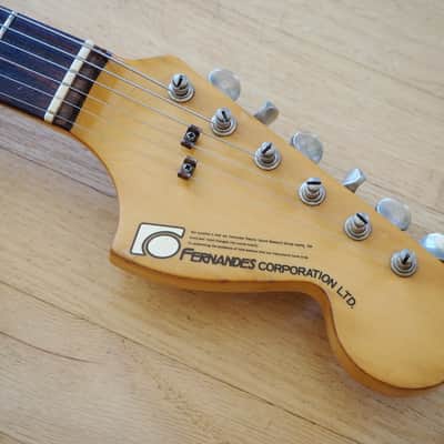 FERNANDES Mustang type SAMPLE BODY ムスタング FERNANDES Mustang type SAMPLE BODY ムスタング FERNANDES Mustang