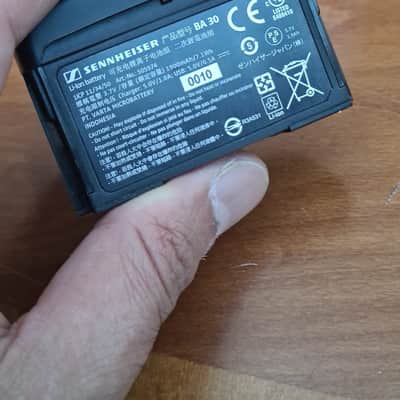 Sennheiser 🎧 Sennheiser SK AVX-3 Digital Wireless Transmitter – Ultra Clean image 4
