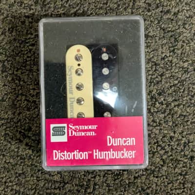 Seymour Duncan  Duncan Distortion Humbucker - Black and off white image 2