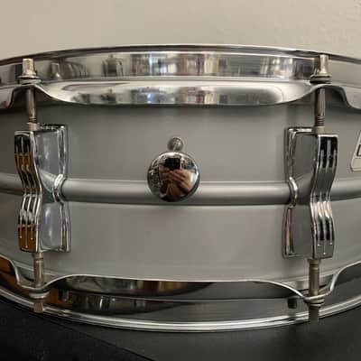 Ludwig L-404 Acrolite 5x14" 8-Lug Aluminum Snare Drum with Rounded Blue/Olive Badge 1979 - 1993 - Gray image 10