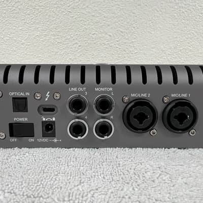 Universal Audio Apollo Twin X QUAD Thunderbolt 3 Audio Interface 2022 - Present - Gray image 4
