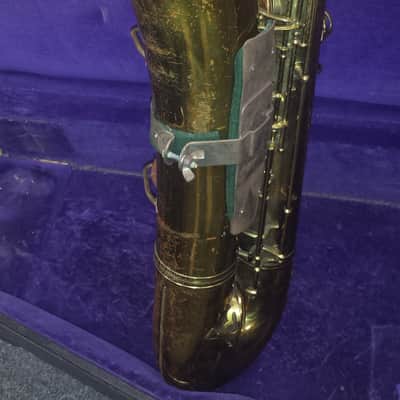 C.G. Conn Baritone Saxophone Sax Elkhart, Indiana Vintage 1932 with Hardshell Case image 9