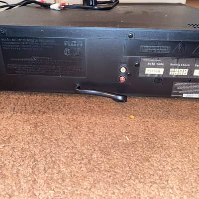 RCA 5 Disc CD Changer 1984 - Black image 1