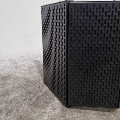 eStudio VB50 - Excellent image 8