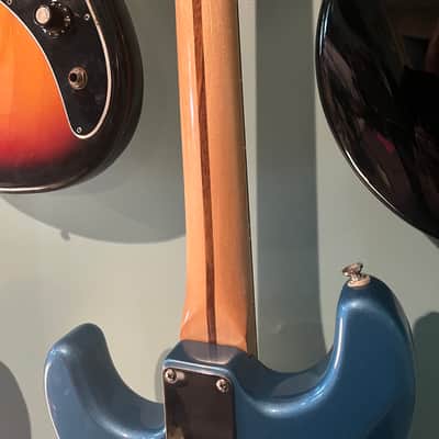 1997 Squier Standard Stratocaster MIM with Rosewood Fretboard - Lake Placid Blue image 10