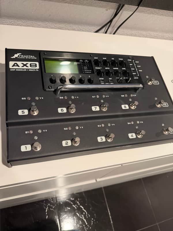 Fractal Audio AX8 2015 - 2020 - Black image 1