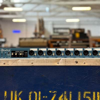 Radial SW8 MK2 Auto Switcher image 1