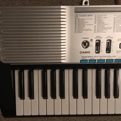 Casio LK-220 Lighted Keyboard 61-Key MP3 / USB Port 400 Tones ** NOT WORKING ** image 7