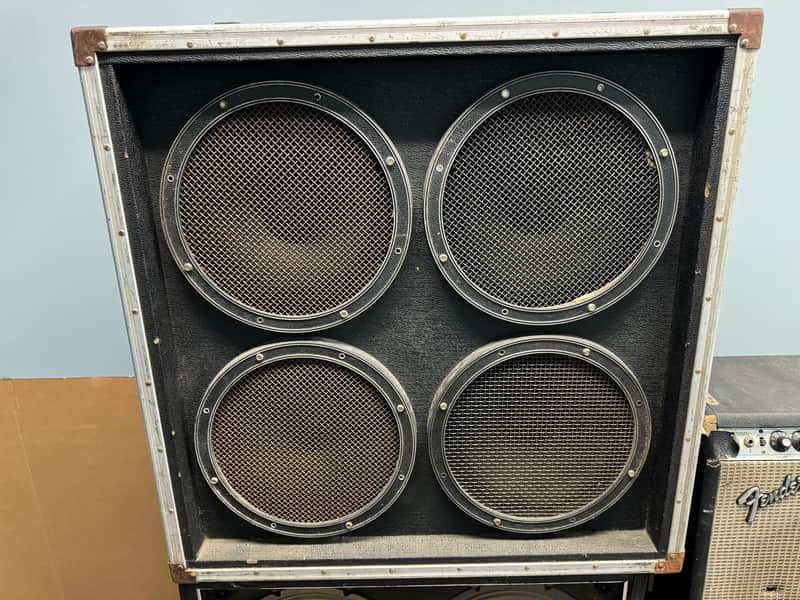 Road (rickenbacker) 4x12 cabinet image 1