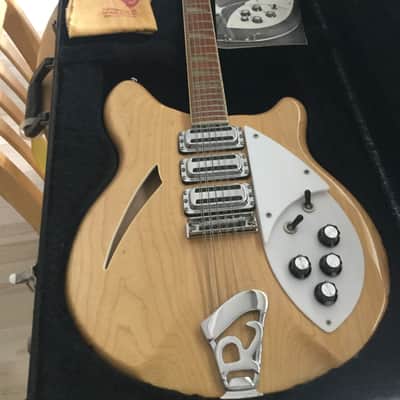 Rickenbacker 370/12 Byrd 1984 Mapleglow image 1