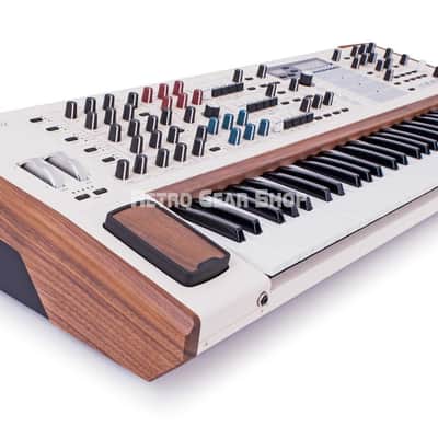 Arturia PolyBrute 12 12-Voice Polyphonic Analog Synthesizer Mint Open-Box + upgrade patch set image 4