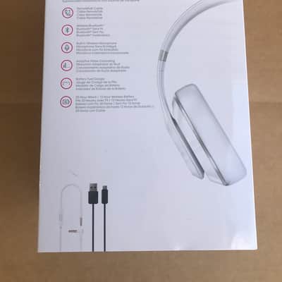 Beats by Dre Studio 2 Wireless B0501 - New Sealed 2017 Gloss White image 5