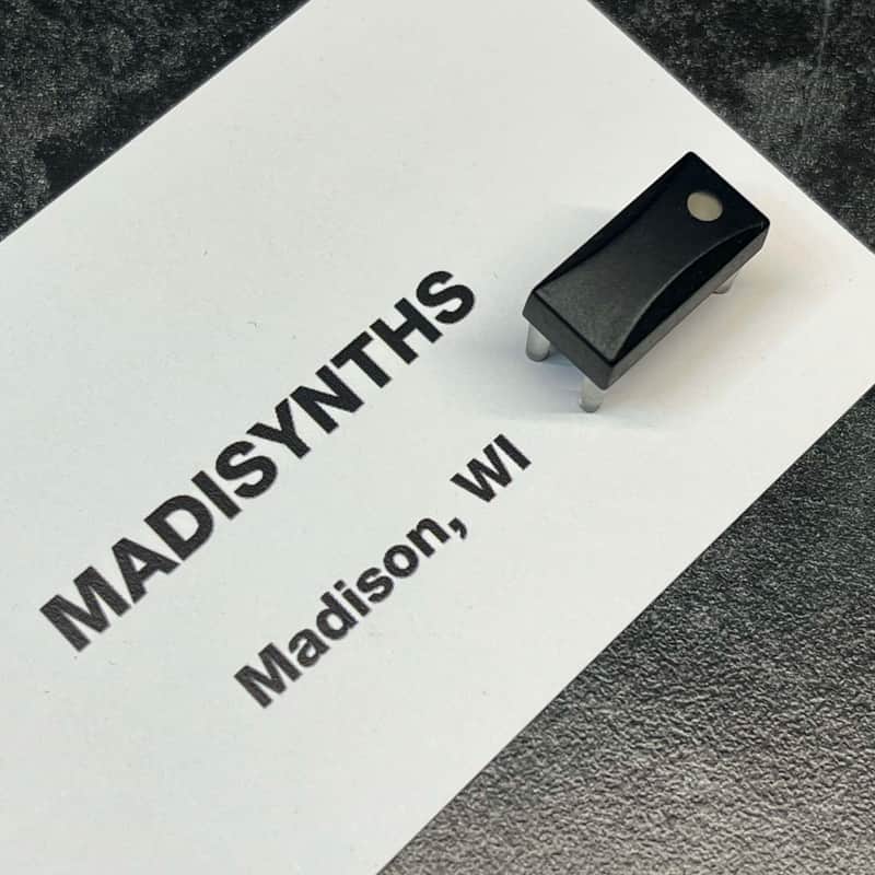 ORIGINAL E-MU Systems Button (Small Windowed) for XK-6/MK-6/PK-6, Proteus-2500, Ensoniq Halo image 1