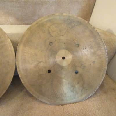 Zildjian Avedis 14 inch quick beat hi hat cymbals clean no cracks! image 9