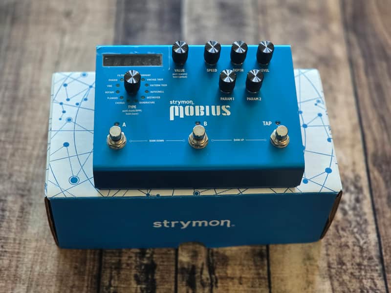 Strymon Mobius