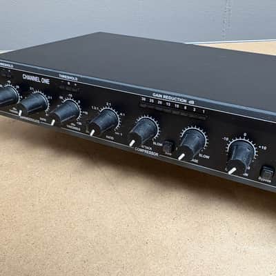 dbx 266XL Stereo Compressor / Limiter 2010s - Black image 2