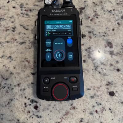 TASCAM Portacapture X8 Portable Digital Recorder with USB Audio Interface 2021 - Present - Black image 4