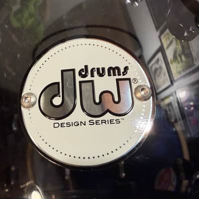 DW DDAC0814SSSM Design Series Limited Edition 8x14" 20-Lug Acrylic Snare Drum 2020 - Smoke image 7