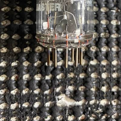 Vintage International/Mullard 6267 - Tested and Working - 1 of 2 image 1