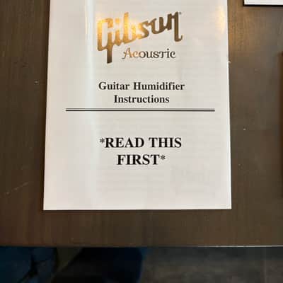 Gibson Acoustic guitar case candy checklist warranty, manual humidifier instructions image 3