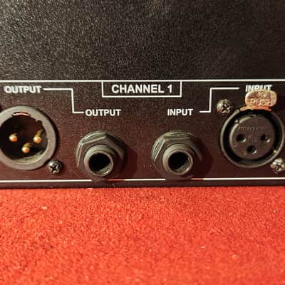 dbx 231s Dual Channel 31-Band EQ image 14
