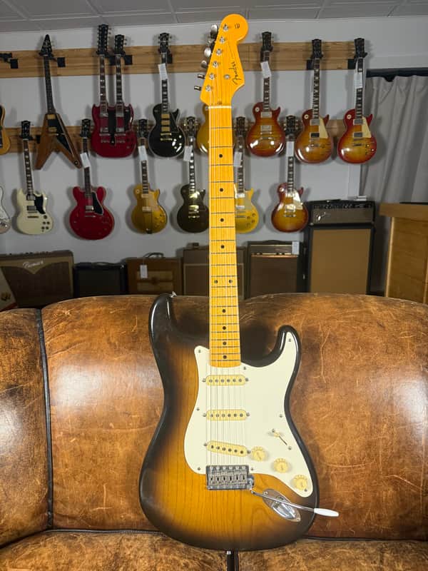 Fender 50th Anniversary 1954 Stratocaster Masterbuilt Chris Fleming 2005 - Sunburst image 1