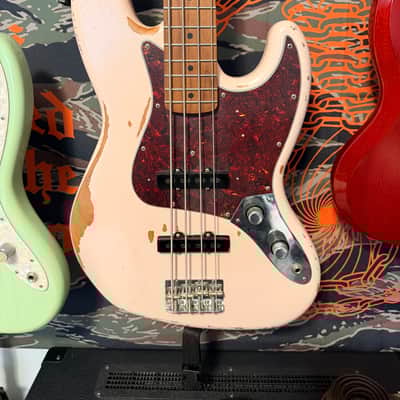 Fender Flea Artist Series Road Worn Signature Jazz Bass 2016
