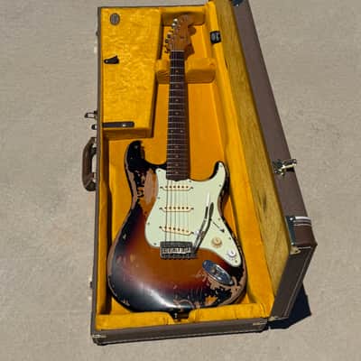 Fender Mike McCready Signature Stratocaster 2023 - Present - 3-Color Sunburst Relic image 11