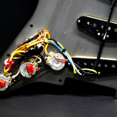 Carparelli 9-Way Strat Wiring Mod – Fully Loaded Pickguard, Vintage Single Coils, CTS Pots image 9