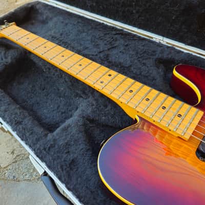 Charvel The Legend / Model 7 SS with Maple Fretboard 1986 - 1989 - Sunburst image 8