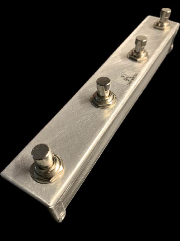 Loop-Master Pedals Dual Boss FS-5U / FS-6 / FS-7 Style Aux Footswitch – 4-Button NC Momentary