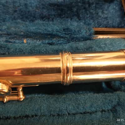 Yamaha YFL-22n flute - Silver-Plated image 15