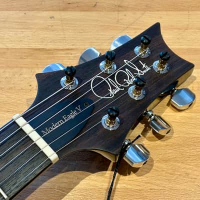 PRS Modern Eagle V 2024 - Cobalt Smokeburst + Case image 4