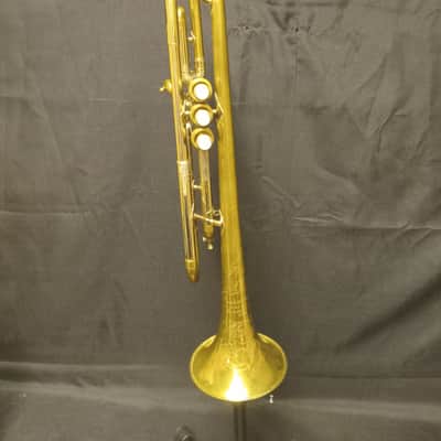 Pan American Trumpet serial 187563 - Lacquer image 4