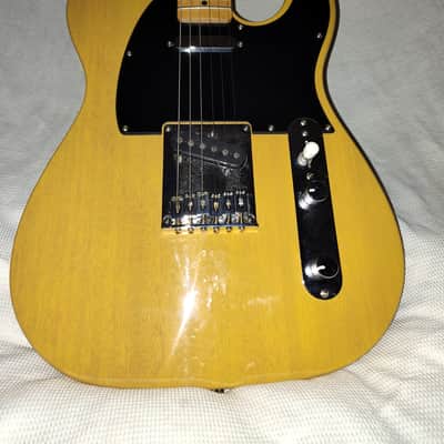 Squier Telecaster Maple Fretboard with Gig Bag + Pedal + mic + strap + strings image 15