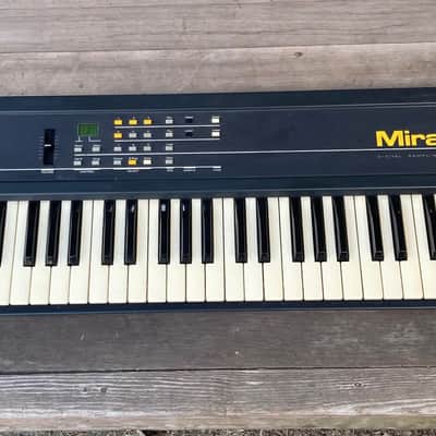 1980s Ensoniq Mirage DSK-8 Sampling Keyboard . Working with Disks!