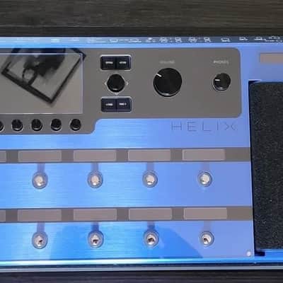 Line 6 Helix Floor + Backpack + Screen Guard + Connector Tag Kit image 3