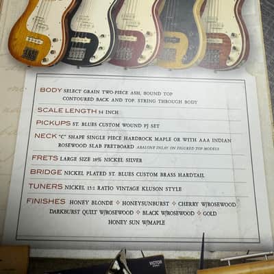 St. Blues King Blues Bass Guitar - Gold Top image 9