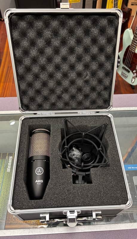 AKG P220 Microphone image 1